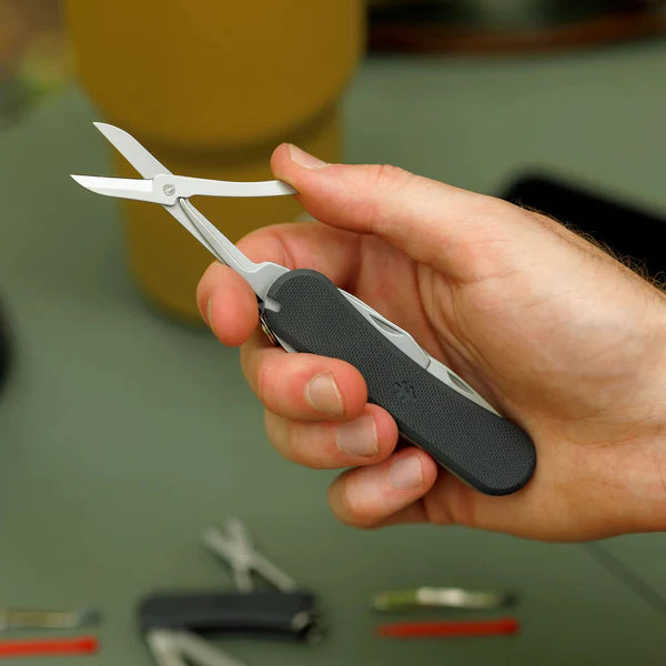 SwissTech  Helfen - 12-in-1 Multitool