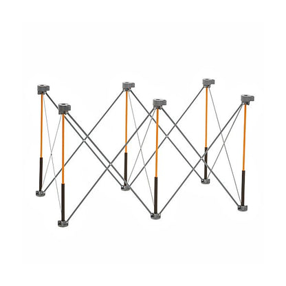 BORA Centipede CK6S arbeidsbord 61 cm x 122 cm x 76 cm med 4 X-kopper, 2 tvinger og bærenett, designet for byggeplasser og verksteder, med høy bæreevne på opptil 1134 kg og rask oppsett.