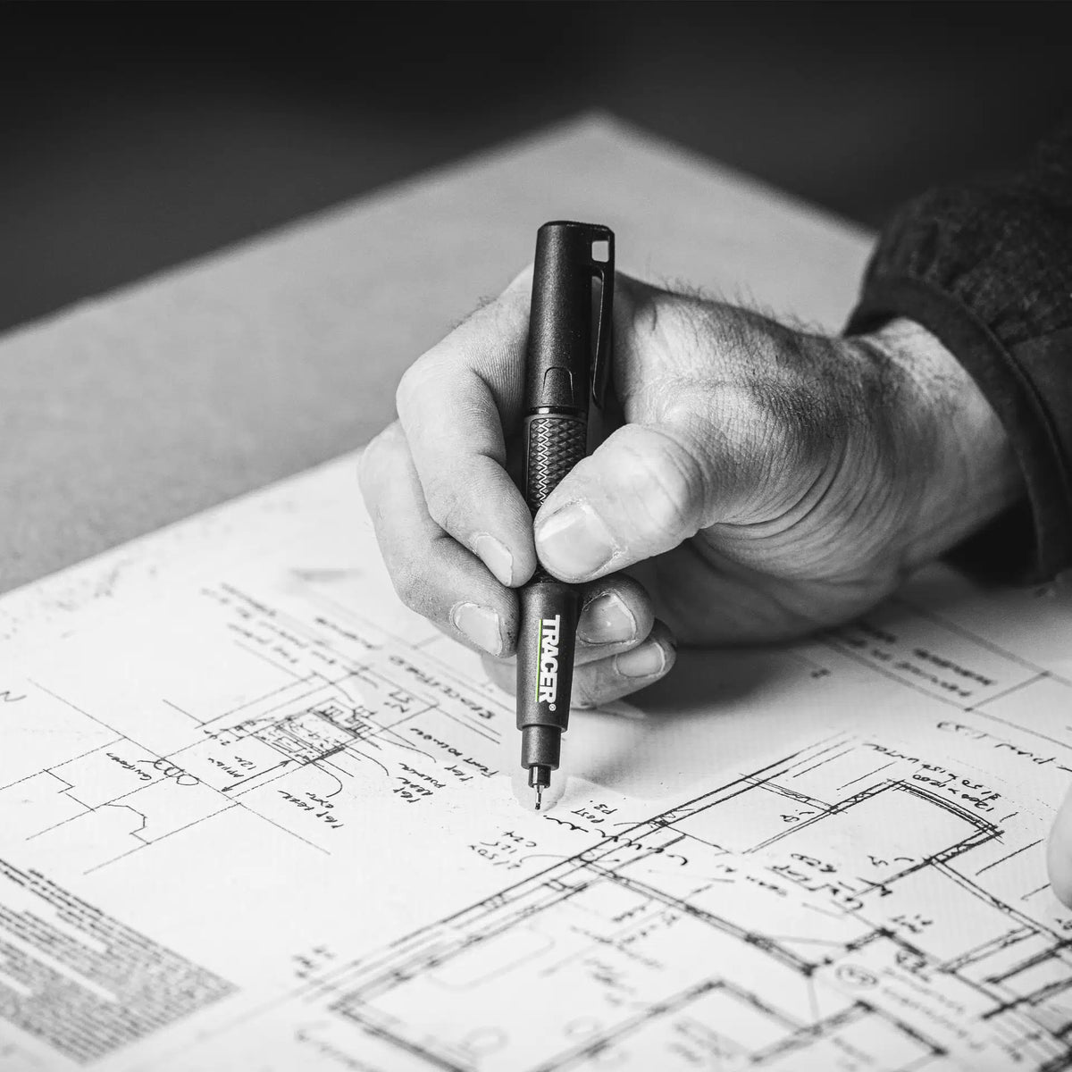 Permanentmarker med ultrafin/fin dobbeltspiss – Svart