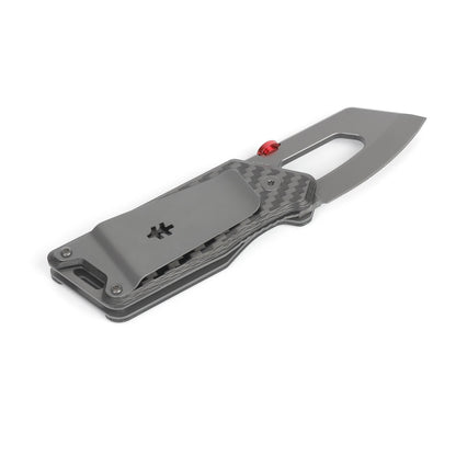   "SwissTech Stämmig karbonfiber foldekniv med AUS-8-stålblad, kulelagerassistert åpningsmekanisme og lett karbonfiberhåndtak, perfekt for daglig bruk og friluftsliv."