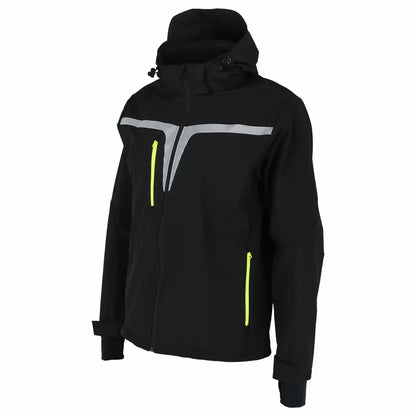  "Wrks Grimen jakke i fargen Black Beauty, en lett og allsidig softshell-jakke med vannavvisende egenskaper, avtagbar hette, lun fleece i kragen, og praktiske lommer, perfekt for hverdagsbruk og utendørsaktiviteter."